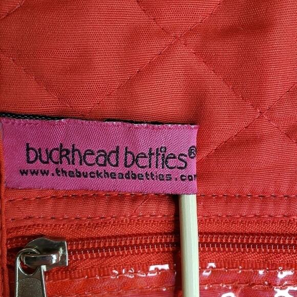 Buckhead Betties Navy/Red Curve Appeal Quilted Accessory Bag - Picture 8 of 11